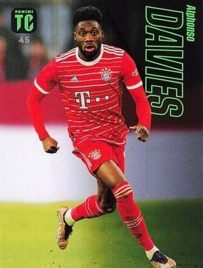 45 - Alphonso Davies - FC Bayern München - Team Mates