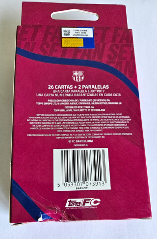 FC Barcelona Official Fan Set 2025 Topps Karty Piłkarskie (zniszone opakowanie)