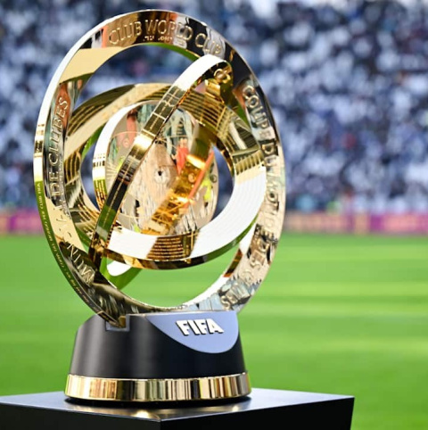 Saszetki BOX 50 szt. Naklejki FIFA Club World Cup 2025 Panini Saszetki BOX 50 szt. Naklejki FIFA Club World Cup 2025 Panini
